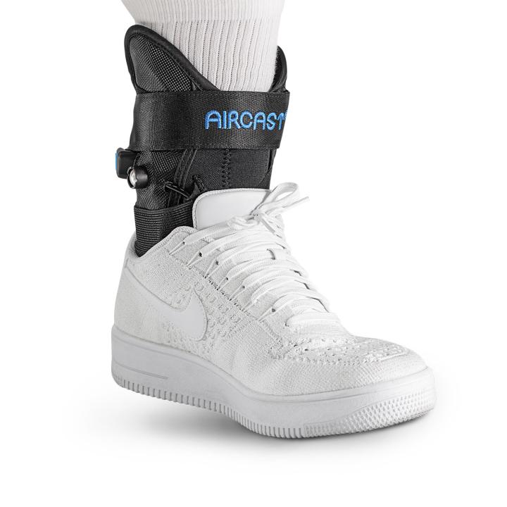 AIRCAST Ortesi Dinamica Bimalleolare Di Caviglia AIR-STIRRUP